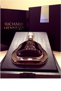 Hennessy-ヘネシー-リシャール-バカラ-1